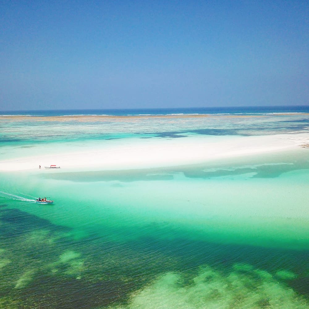sandbank lagoon Michamvi Zanzibar